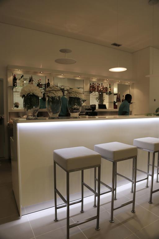 Fly Hotel Λουάντα Εξωτερικό φωτογραφία