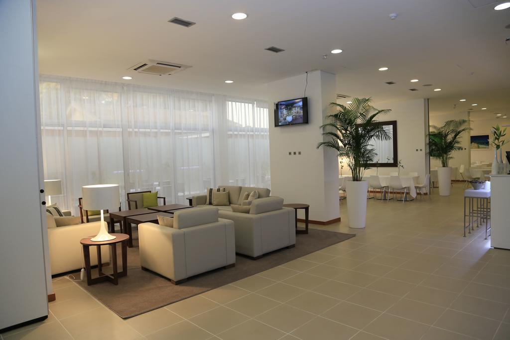 Fly Hotel Λουάντα Εξωτερικό φωτογραφία