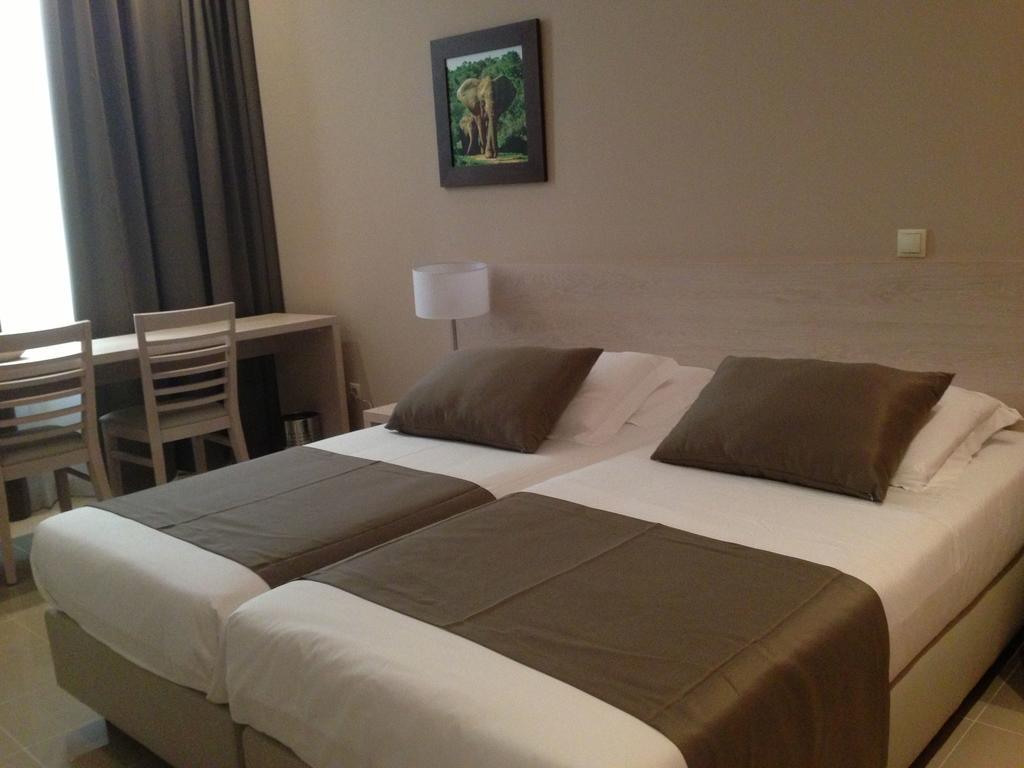 Fly Hotel Λουάντα Εξωτερικό φωτογραφία