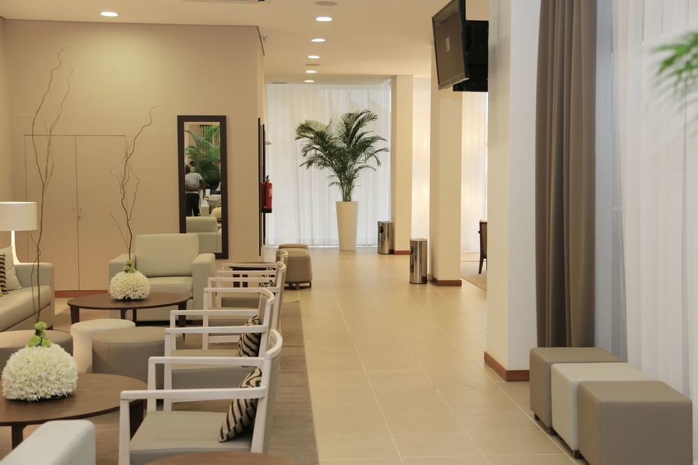 Fly Hotel Λουάντα Εξωτερικό φωτογραφία